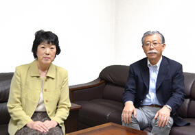 （櫻林校長（右）と辻井副校長（左））の画像